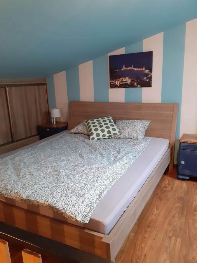 Apartament Na Rynku เคนชินี ภายนอก รูปภาพ